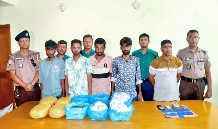 আরএমপির অভিযানে ইয়াবা ও গাঁজাসহ ৫ মাদক ব্যবসায়ী গ্রেপ্তার